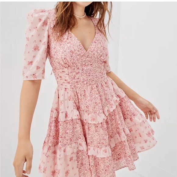 American Eagle Outfitters Dresses & Skirts - American Eagle Floral Pink Ruffle Dress - XL
